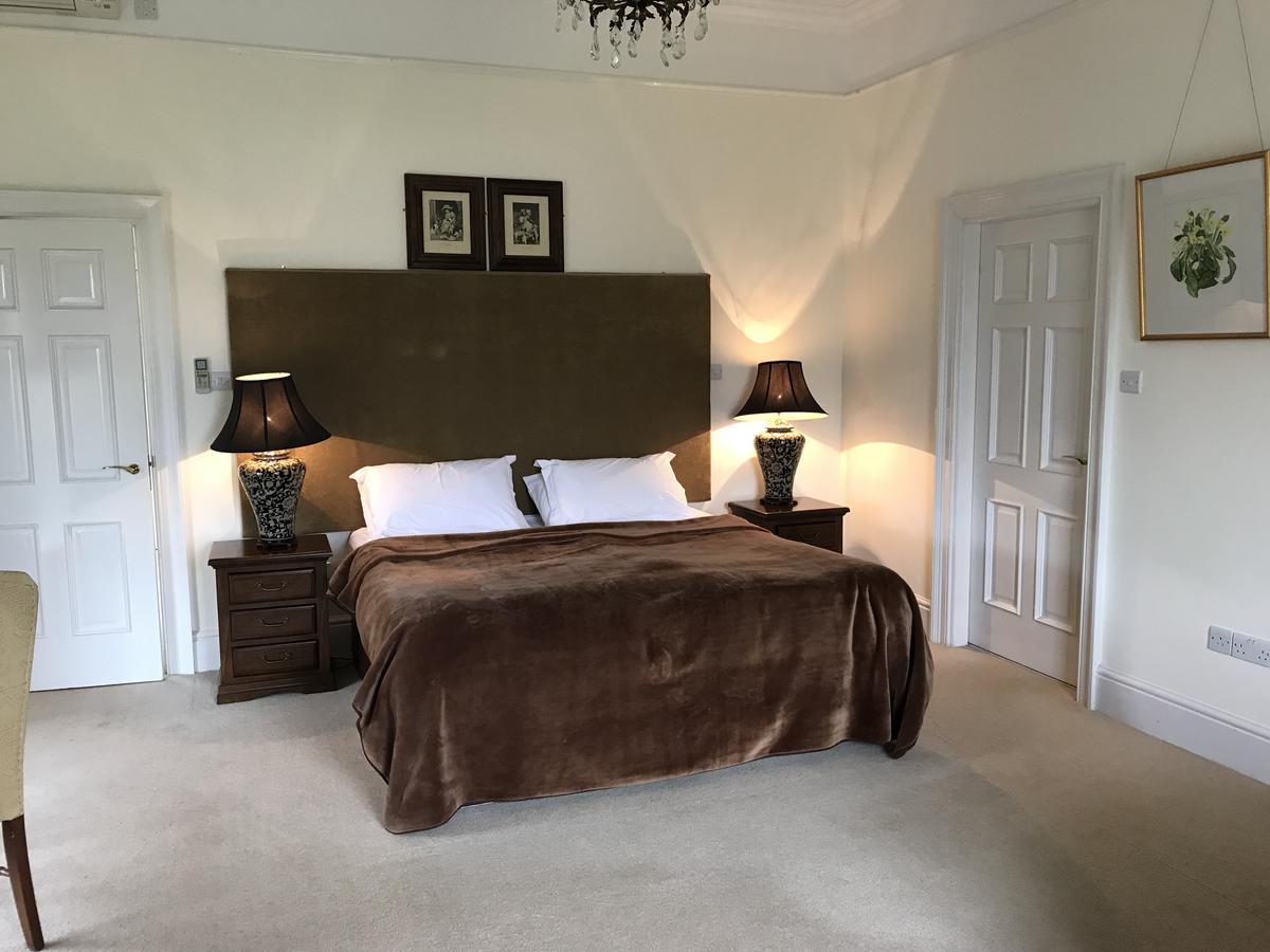 Emlagh House Hotel ดิงเกิล ภายนอก รูปภาพ